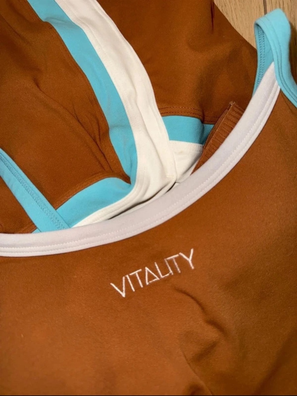 Vitality cloud II toffee contrast Women's Brown Athletic set with Aqua Trim - Picture 6 of 8